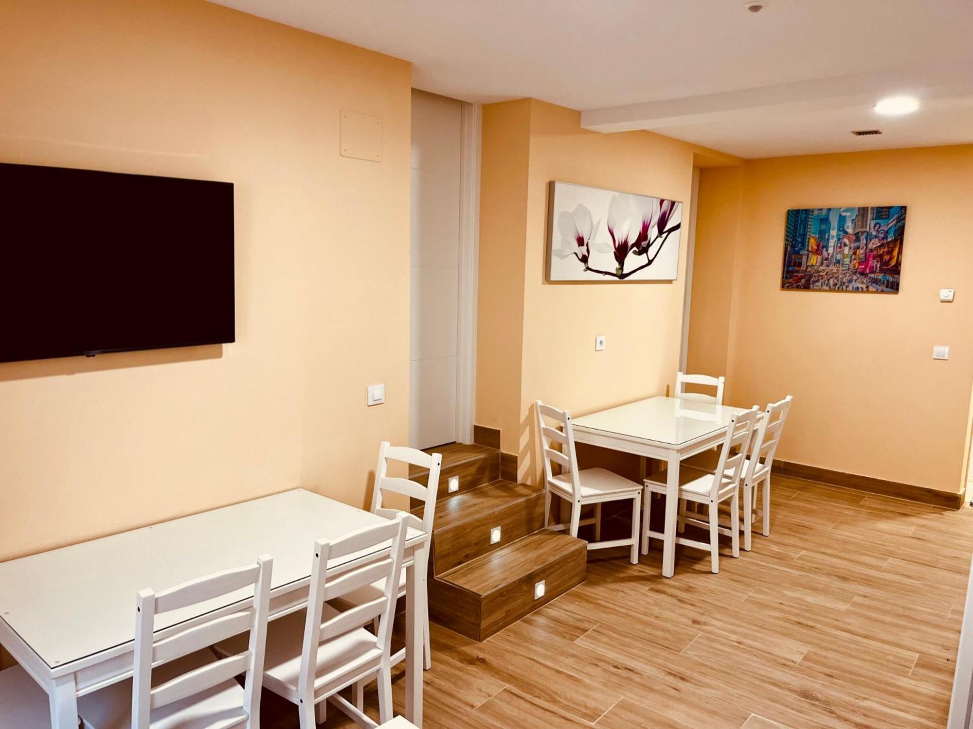 Apartamentos San Nicolas Logrono Bagian luar foto