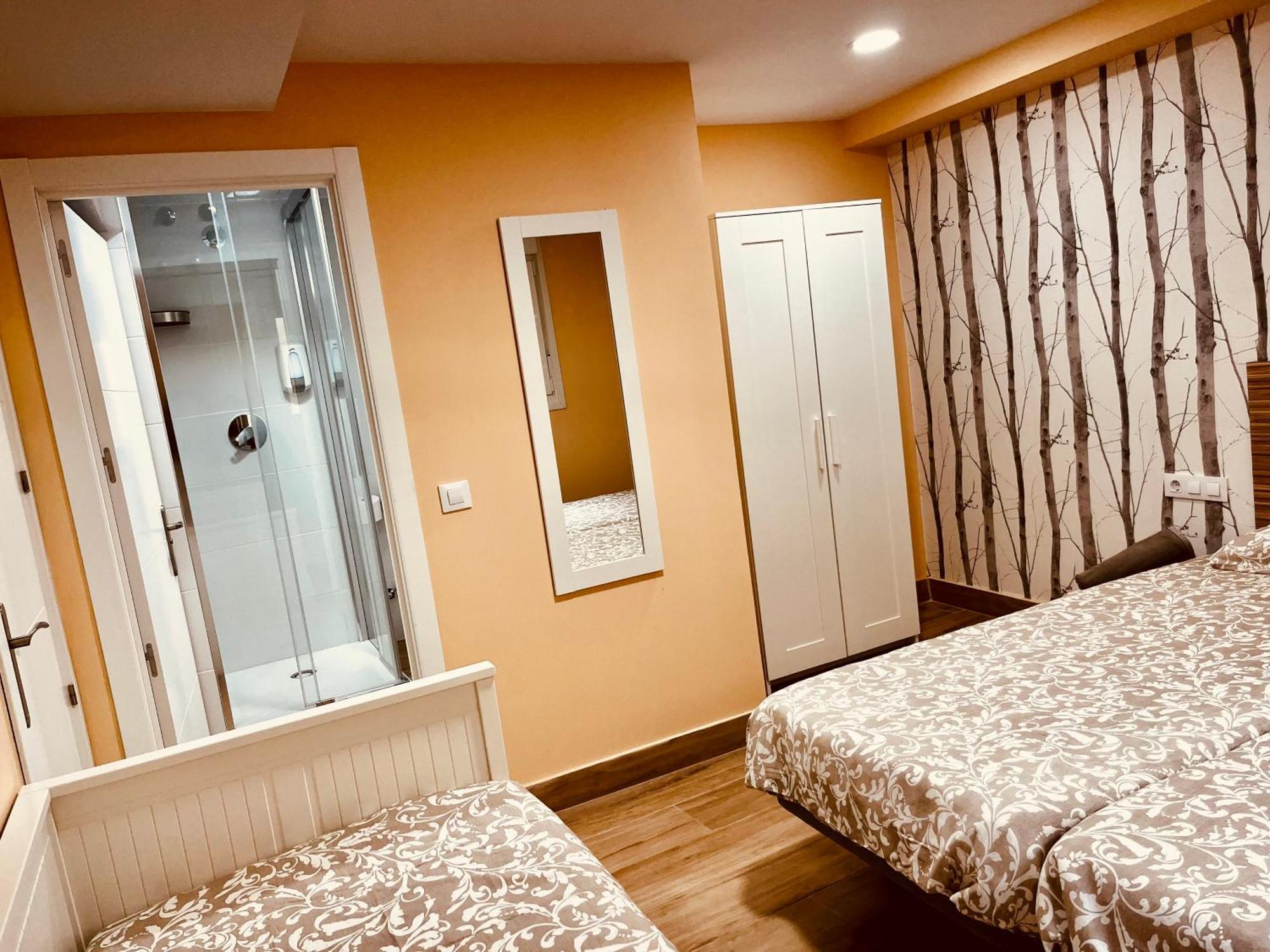 Apartamentos San Nicolas Logrono Bagian luar foto